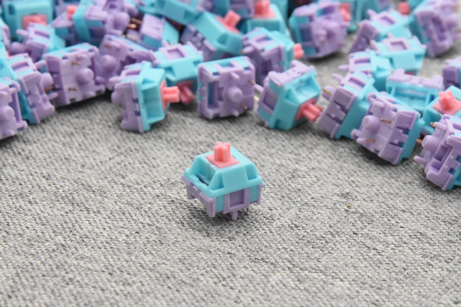 UniKeys UniKeys x HMX Sugar Rush Linear